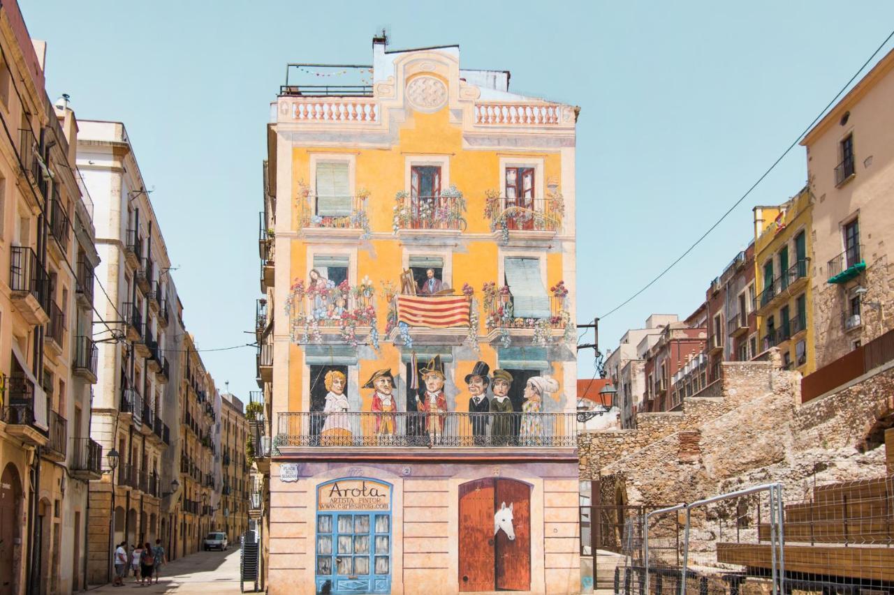 Apartamento En Plaza Sedassos Centro Historico Tarragona Exterior foto